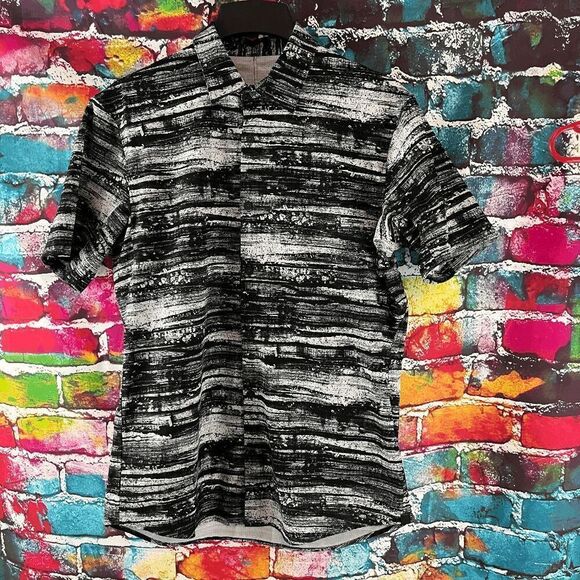 Lululemon Airing Easy Short Sleeve Button Down Shirt Black White Medium - Picture 1 of 5